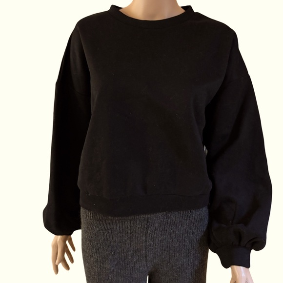 superdown Tops - Superdown Black Lace Sweatshirt Medium NWT
